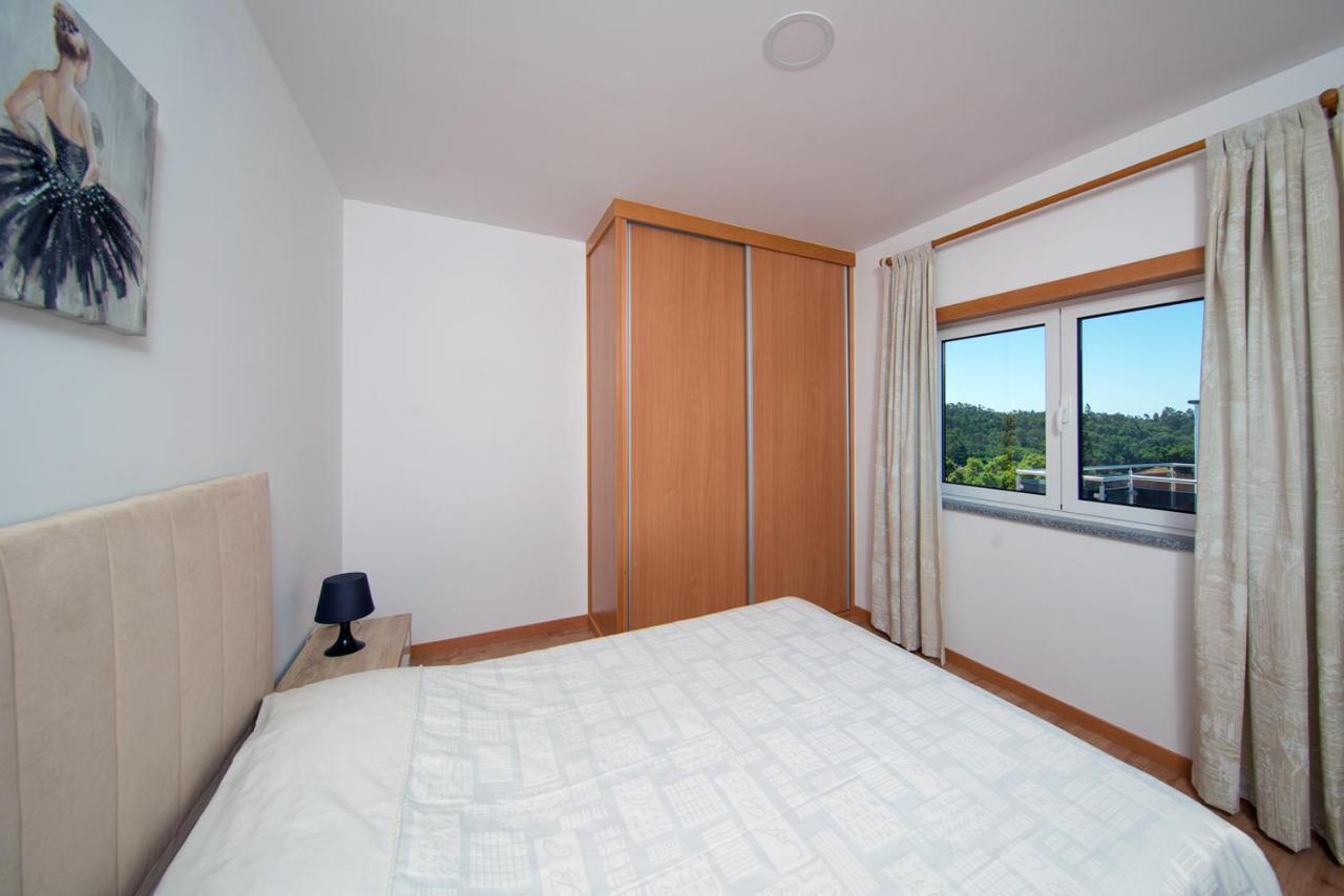 ヴィーラ・ノーヴァ・デ・ポイアレス Casa Bem Estarヴィラ エクステリア 写真